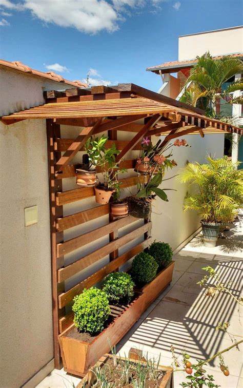 Aesthetics and Beauty of Vertical Gardens