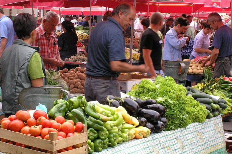 Vertical Farming and the Philosophy of Local Food Movements