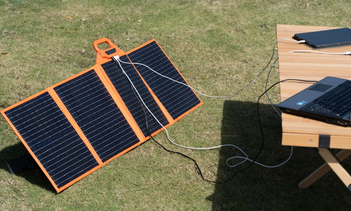 Solar-Powered Gadgets for Outdoor Enthusiasts