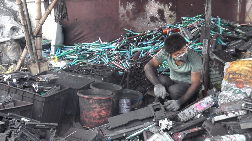 The Ethics of E-Waste Disposal and Electronic Recycling