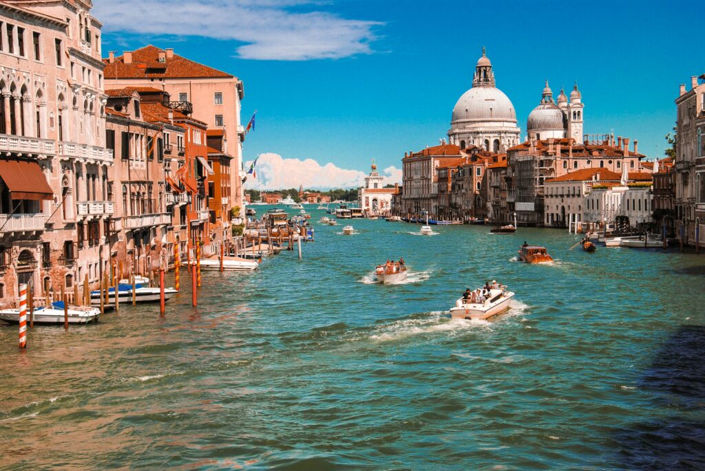 Comparing Costs: Italy vs. USA